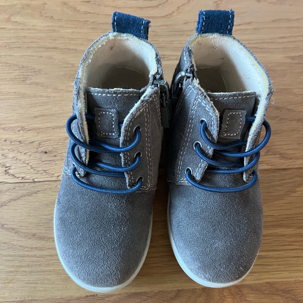 UGG Kristjan Chukka Boot - baby/toddler